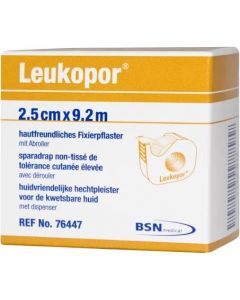 Sparadrap microporeux Leukopor avec dévidoir, non tissé adhésif, 9,2m x 2,5 cm, le rouleau